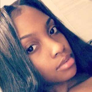 Meet your Posher, Janae